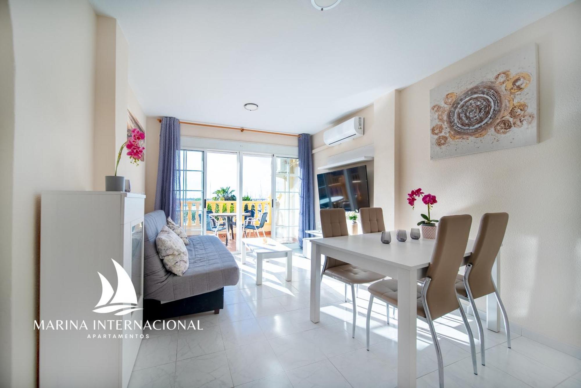 Apartamentos Marina Internacional Τορεβιέχα Εξωτερικό φωτογραφία