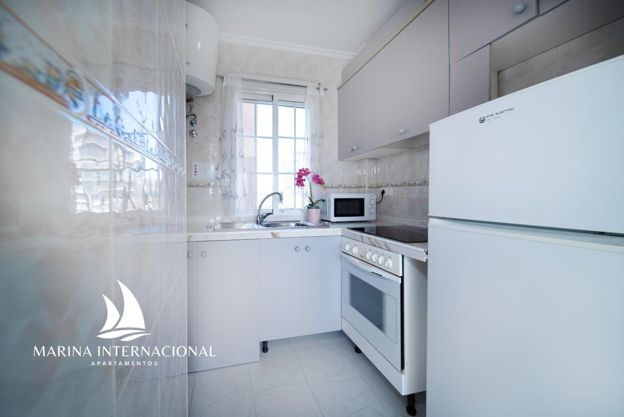 Apartamentos Marina Internacional Τορεβιέχα Εξωτερικό φωτογραφία